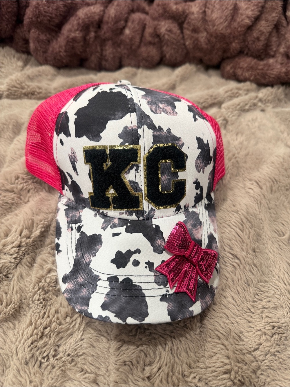 Handmade Pink Mesh Cow Print 'KC' Trucker Hat with Sequin Bow